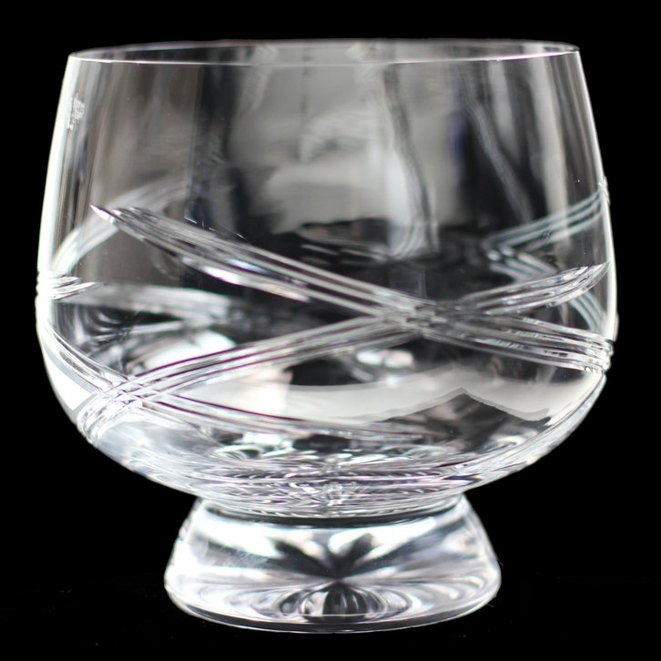 Celebration 15cm Plinth Bowl