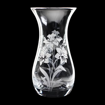 Daffodil 10" Tulip Vase